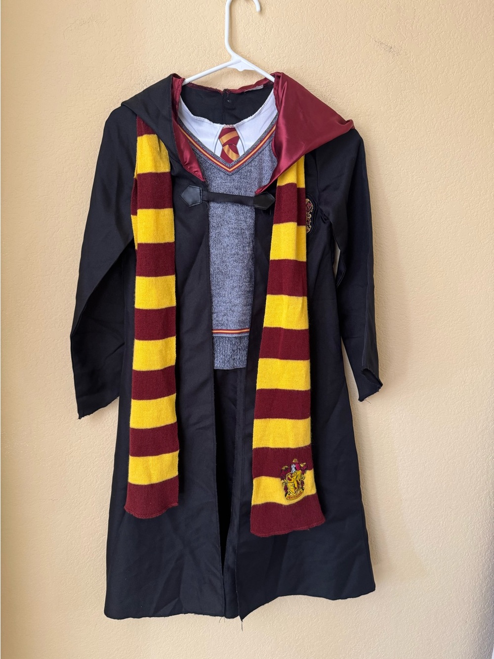 Harry Potter Gryffindor Robe with attached Shirt and Scarf Children's Size Small